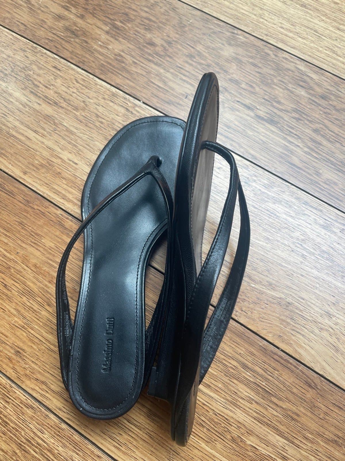 Leather Jet-Black Flip Flops